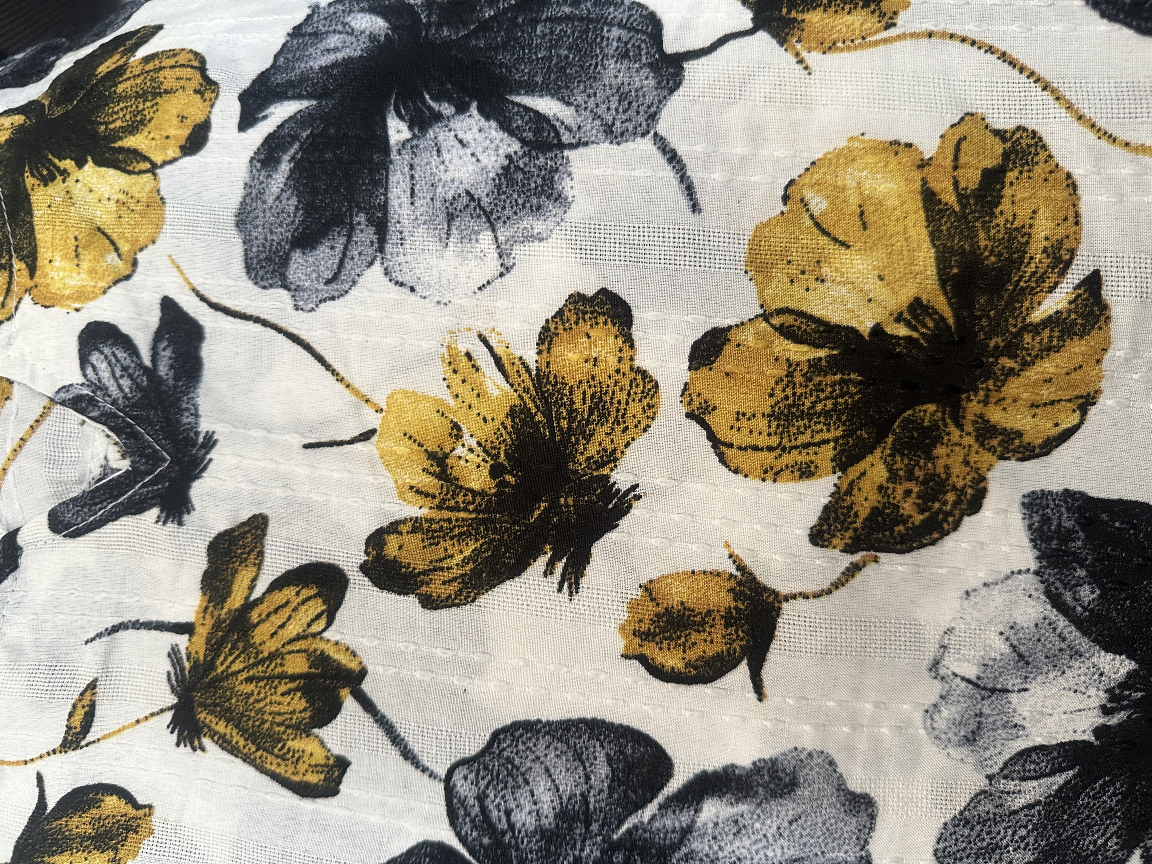 شوميز نخي بدون آبرفت 8720 آبرنگي گل خردلي مشكي 